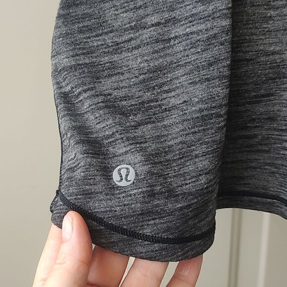 Lululemon Top Glide Stride Tank Sports Built-in Bra Racerback Black Gray Mesh 6 - Picture 6 of 10